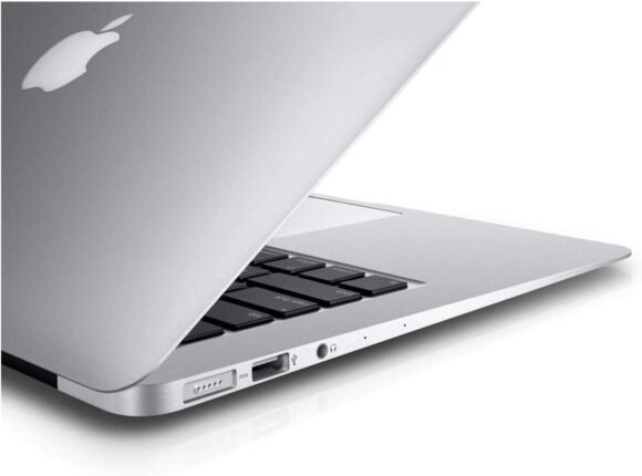 Apple MacBook Air (13-inch,  2015) - Core i5 (Turbo Boost up to 2.7GHz) - RAM 8GB LPDDR3 1600Mhz - 256GB SSD Flash Storage - MacOS Installed - Silver - Image 5