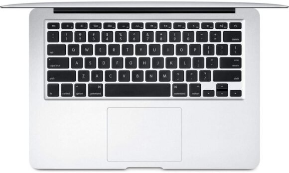 Apple MacBook Air (13-inch,  2015) - Core i5 (Turbo Boost up to 2.7GHz) - RAM 8GB LPDDR3 1600Mhz - 256GB SSD Flash Storage - MacOS Installed - Silver - Image 3